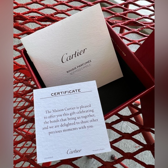 Authentic Cartier 6.5 oz scented candle with a Christmas motive. New. - Picture 10 of 11